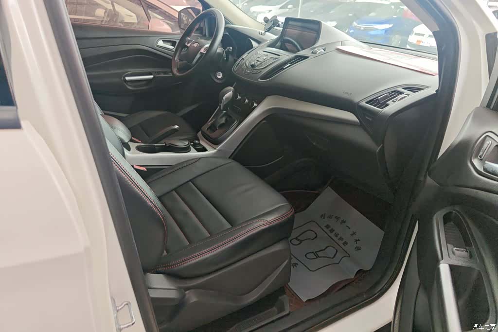 Ford Kuga, 2014 8