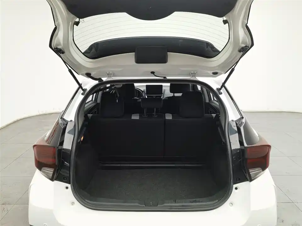 Toyota YARiS L Zhixuan