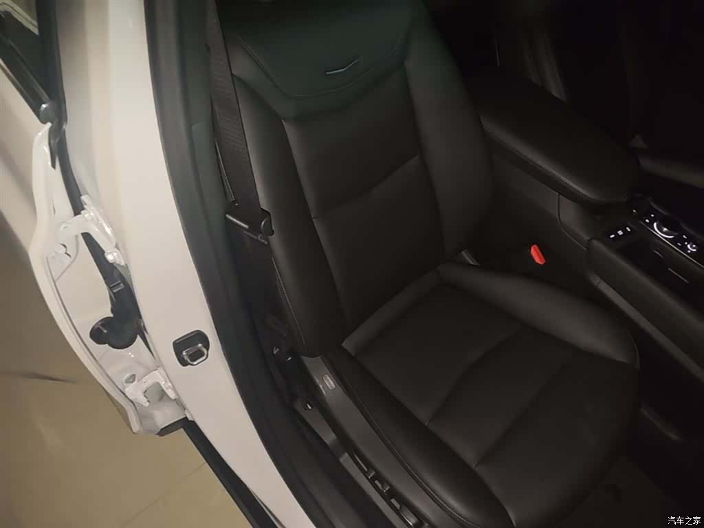 Cadillac XT5, 2021 25