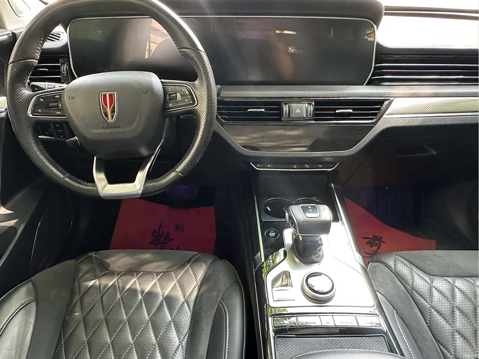Hongqi HS5, 2020 11