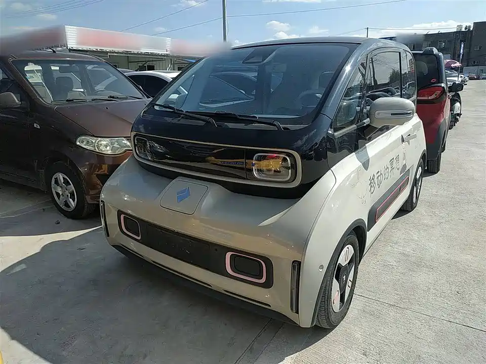 Baoding KiWi EV