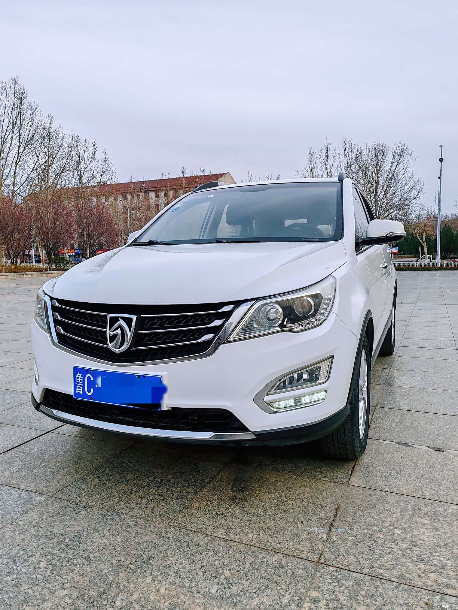 Wuling 560, 2016 9