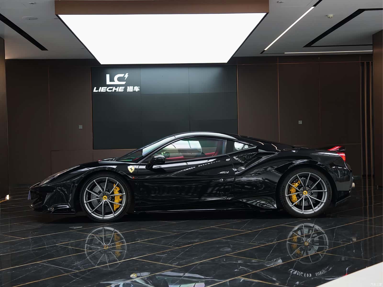 Ferrari 488, 2019 3