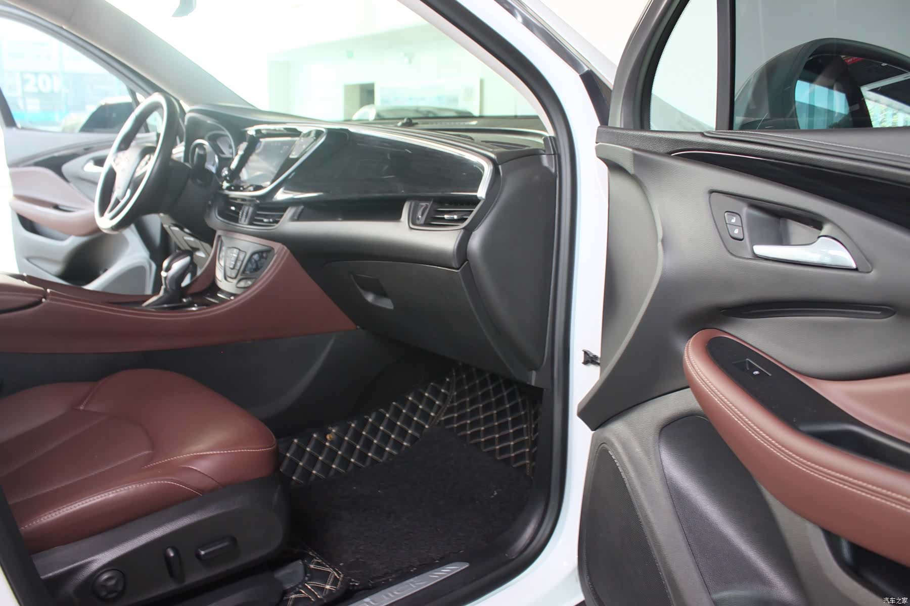 Buick Envision Plus, 2020 15