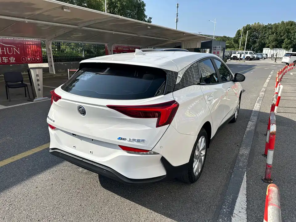 Buick Slightly blue 6
