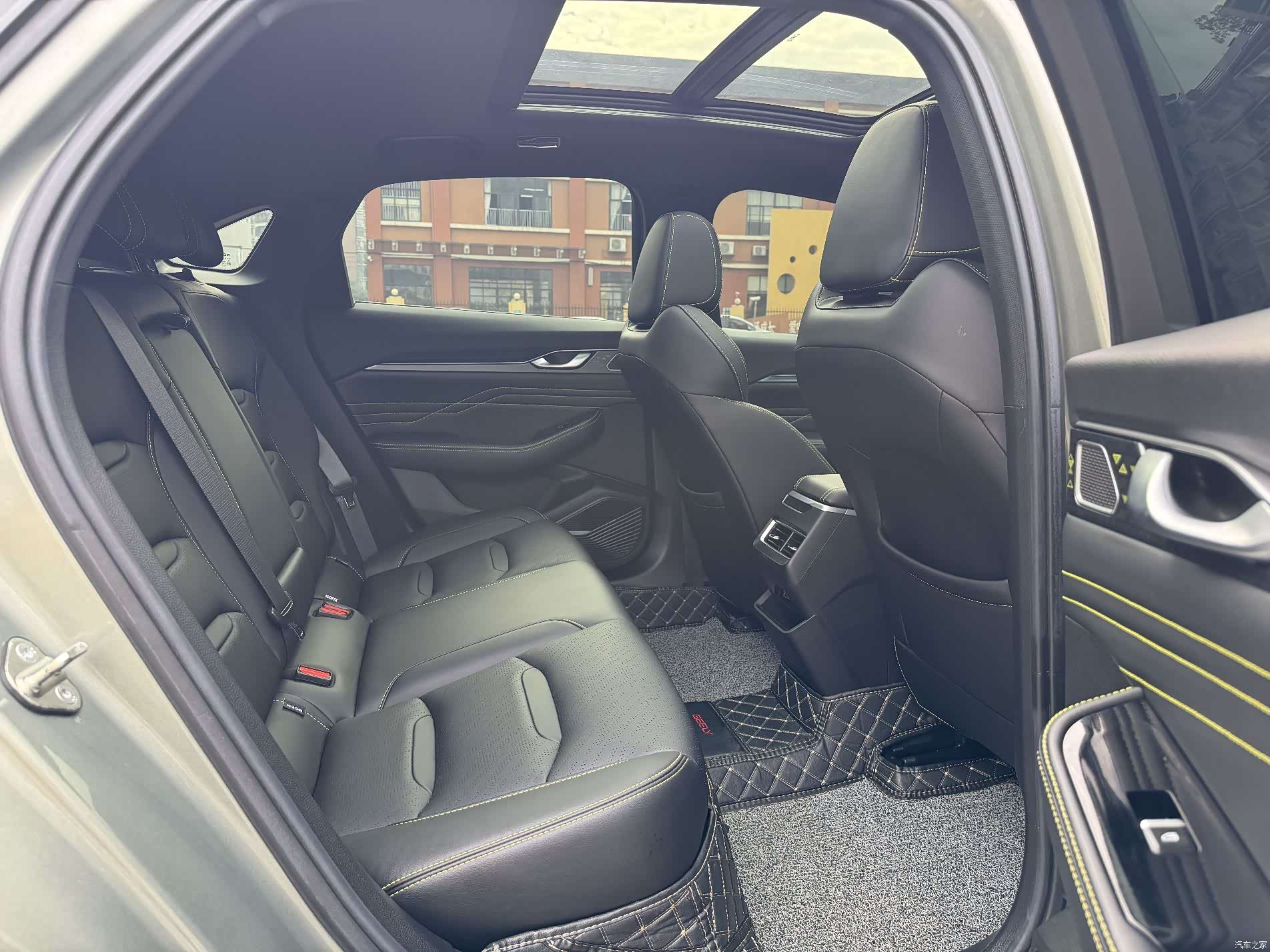 Geely Preface, 2024 27