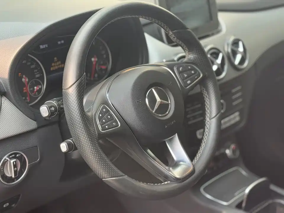 Mercedes-Benz Class B