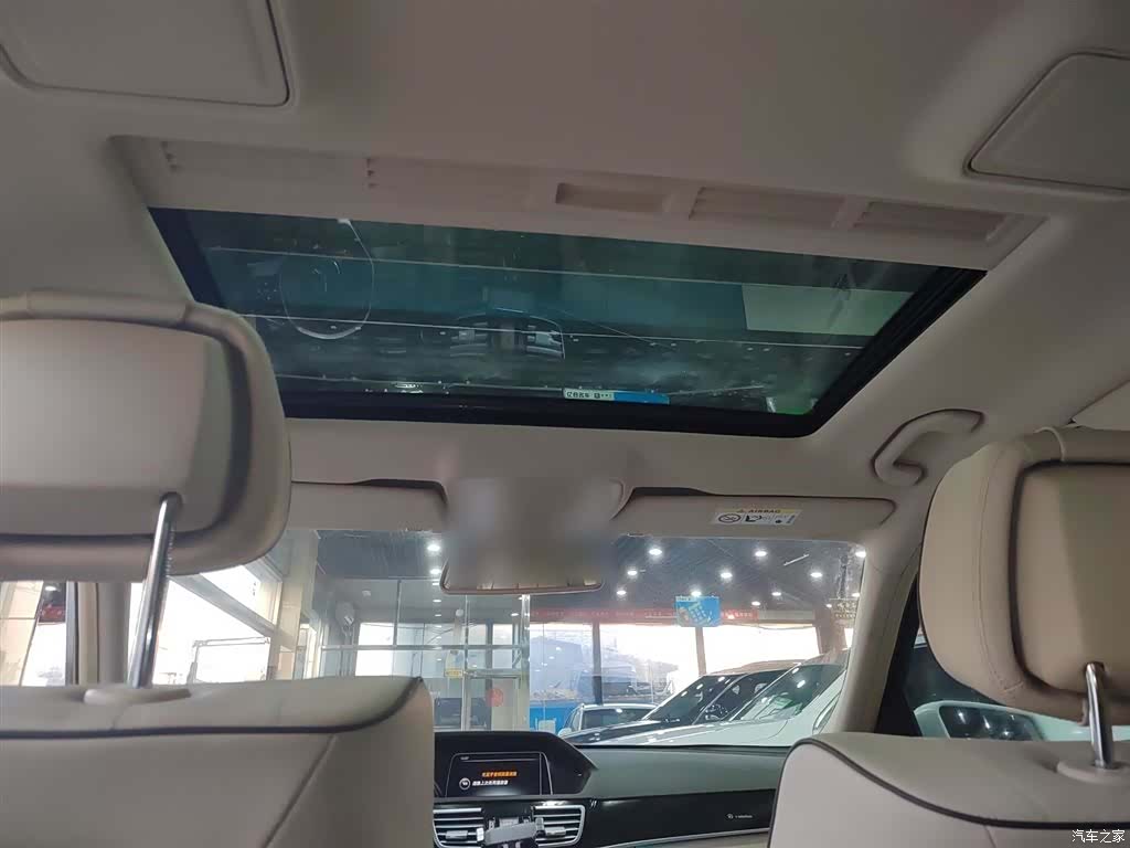 Mercedes-Benz E-Class, 2015 18