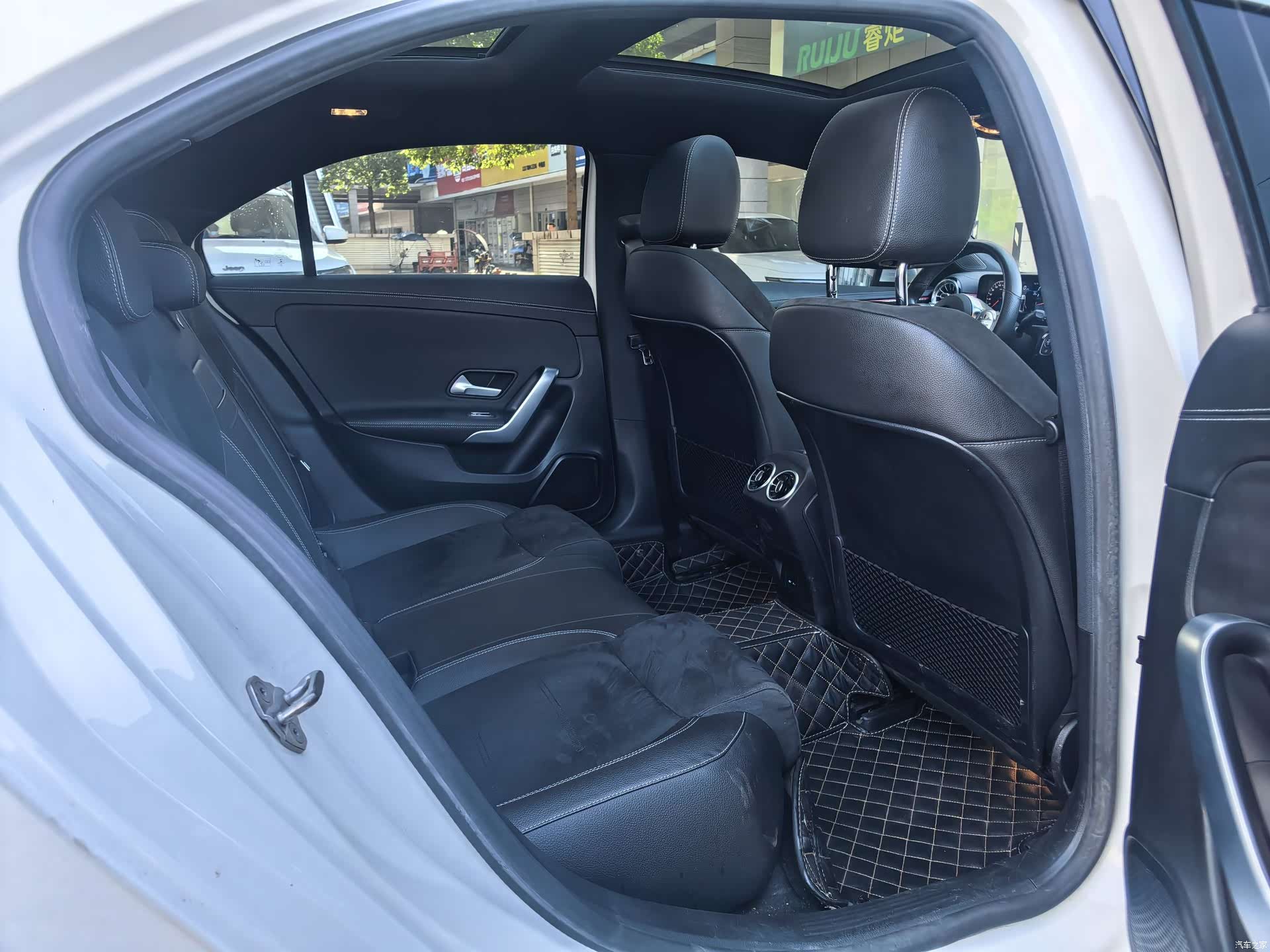 Mercedes-Benz A-Class, 2020 10