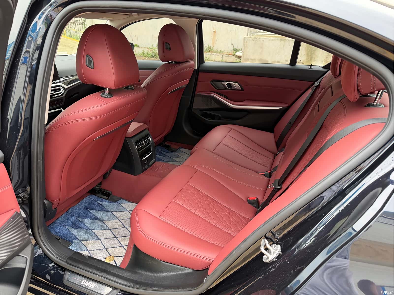 BMW i3, 2024 все фото