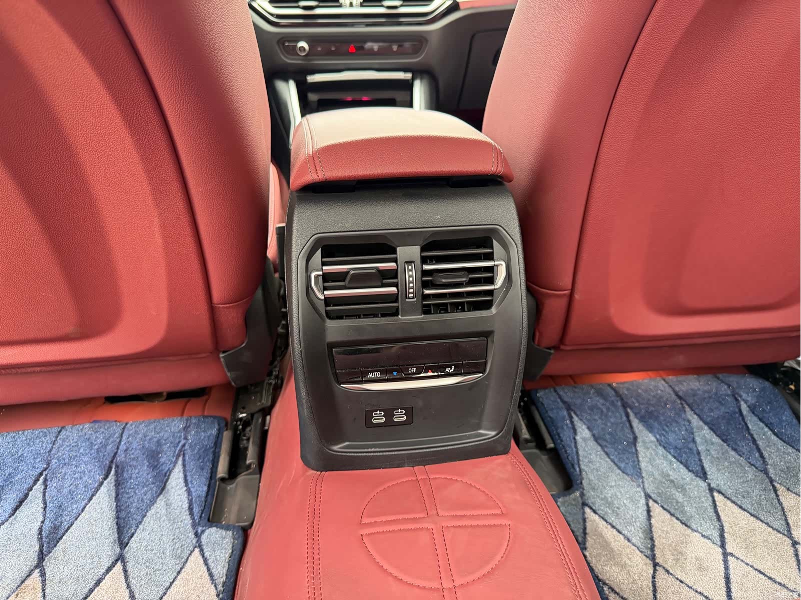 BMW i3, 2024 12