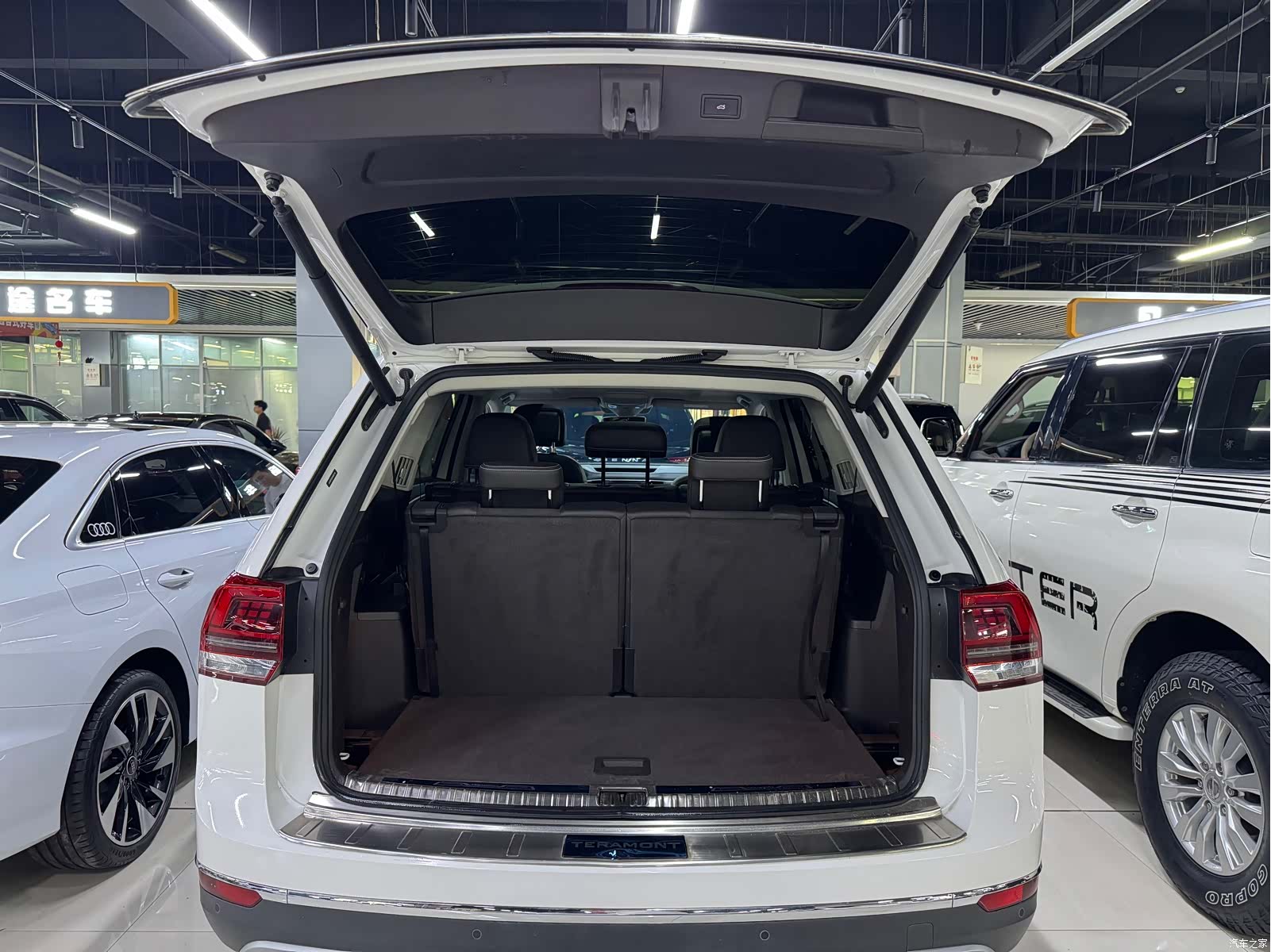 Volkswagen Teramont, 2018 20