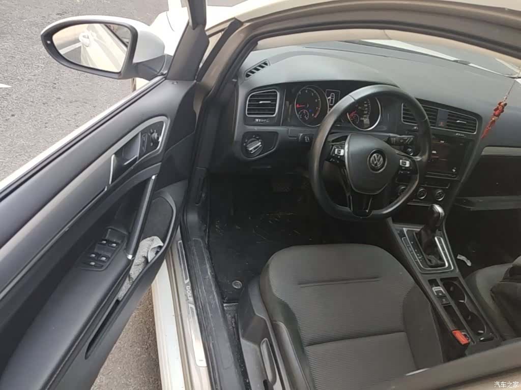 Volkswagen Golf, 2020 12