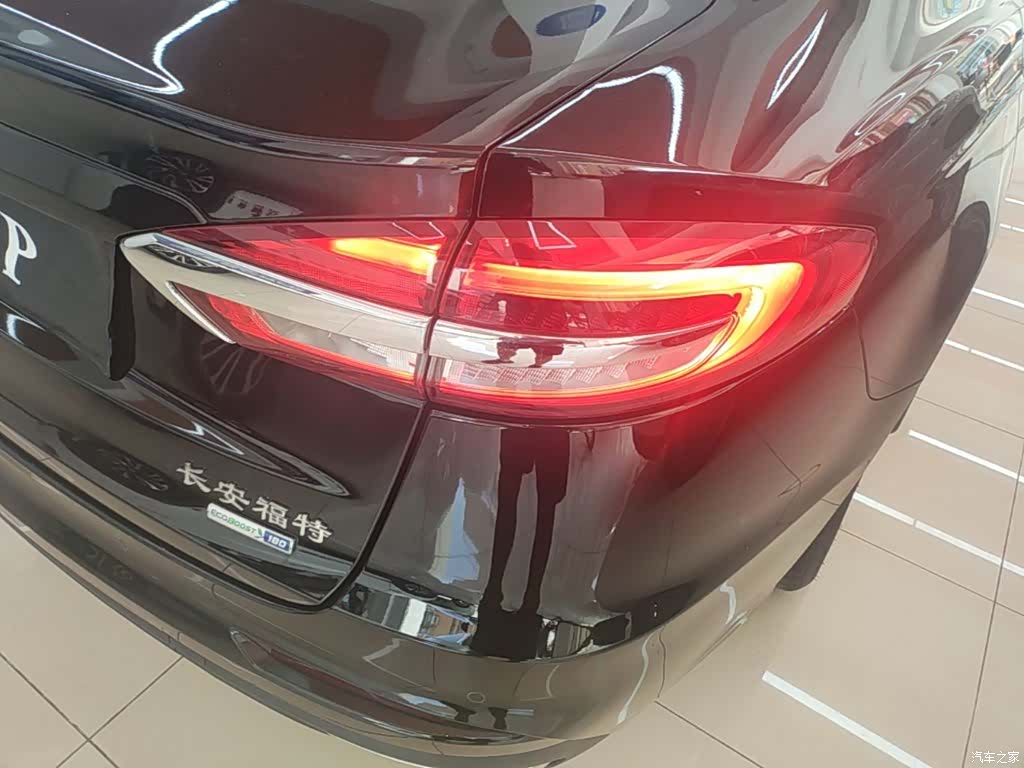 Ford Mondeo, 2020 24