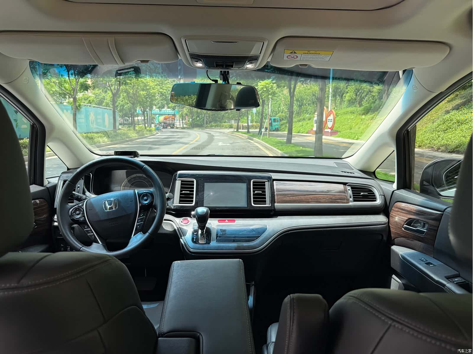 Honda Elysion, 2018 15