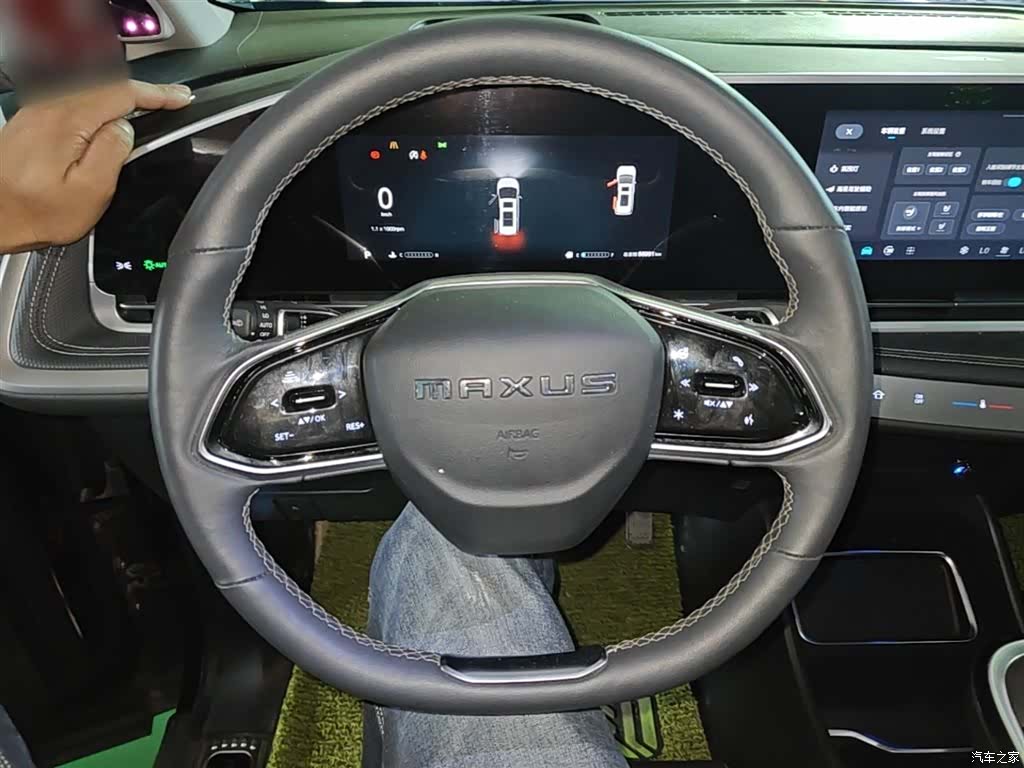 Maxus G90, 2022 11