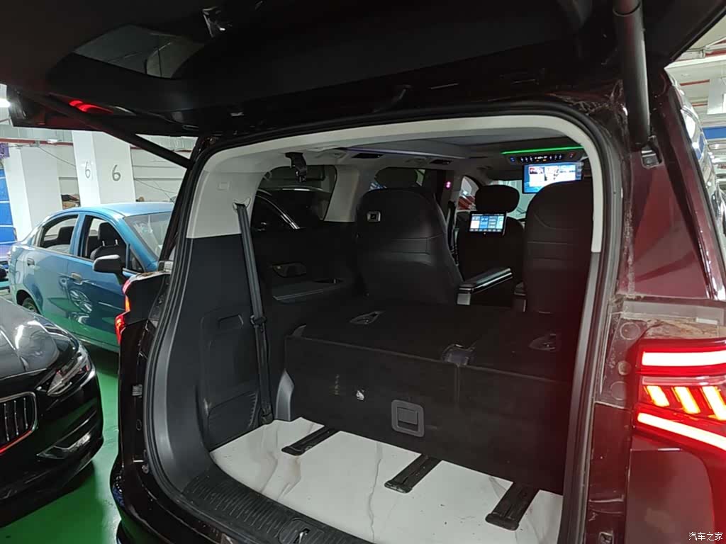 Maxus G90, 2022 19