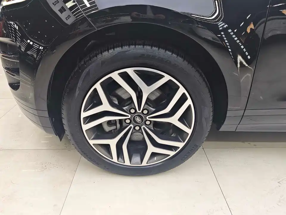 Land Rover Range Rover Aurora