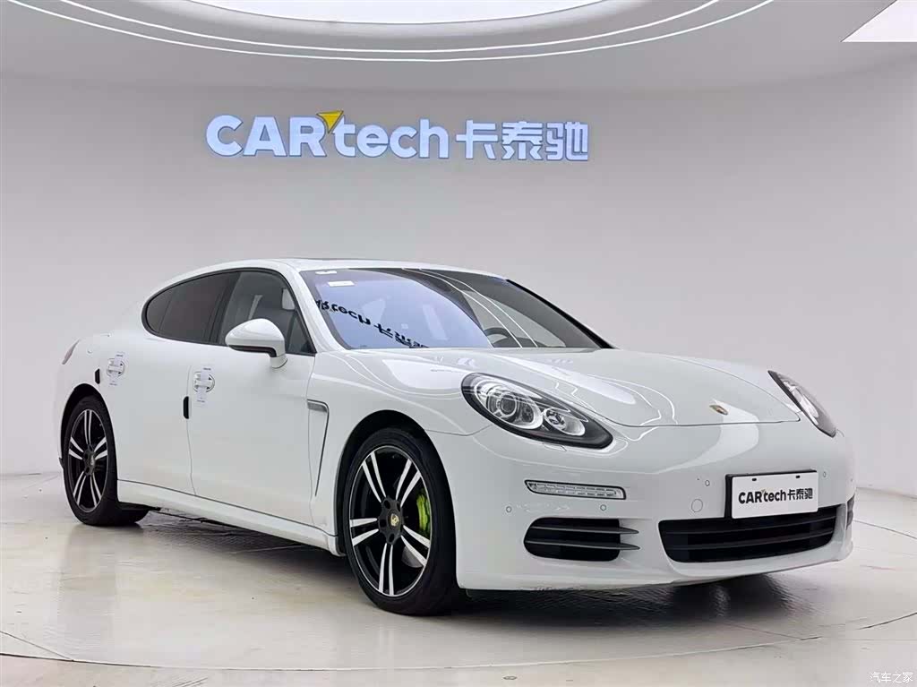 Porsche Panamera, 2015 4