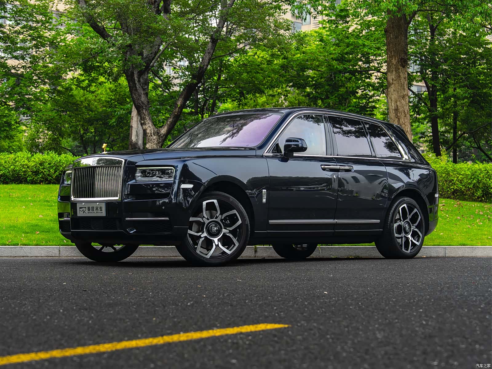 Rolls-Royce Cullinan, 2021 1