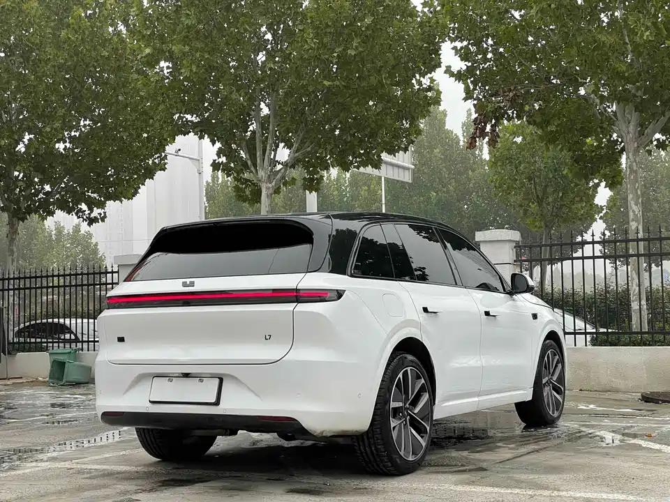 Li Auto Ideal L6