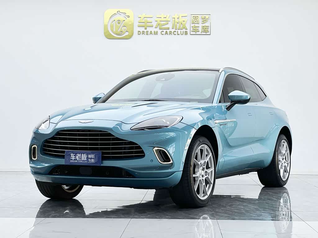 Aston Martin DBX