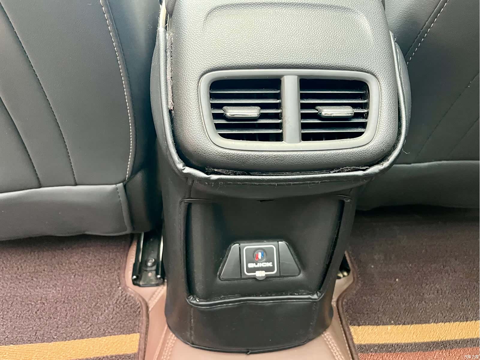 Buick Envision Plus, 2023 10