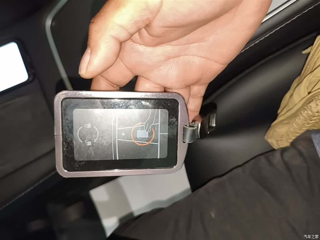 Tesla Model Y, 2022 9