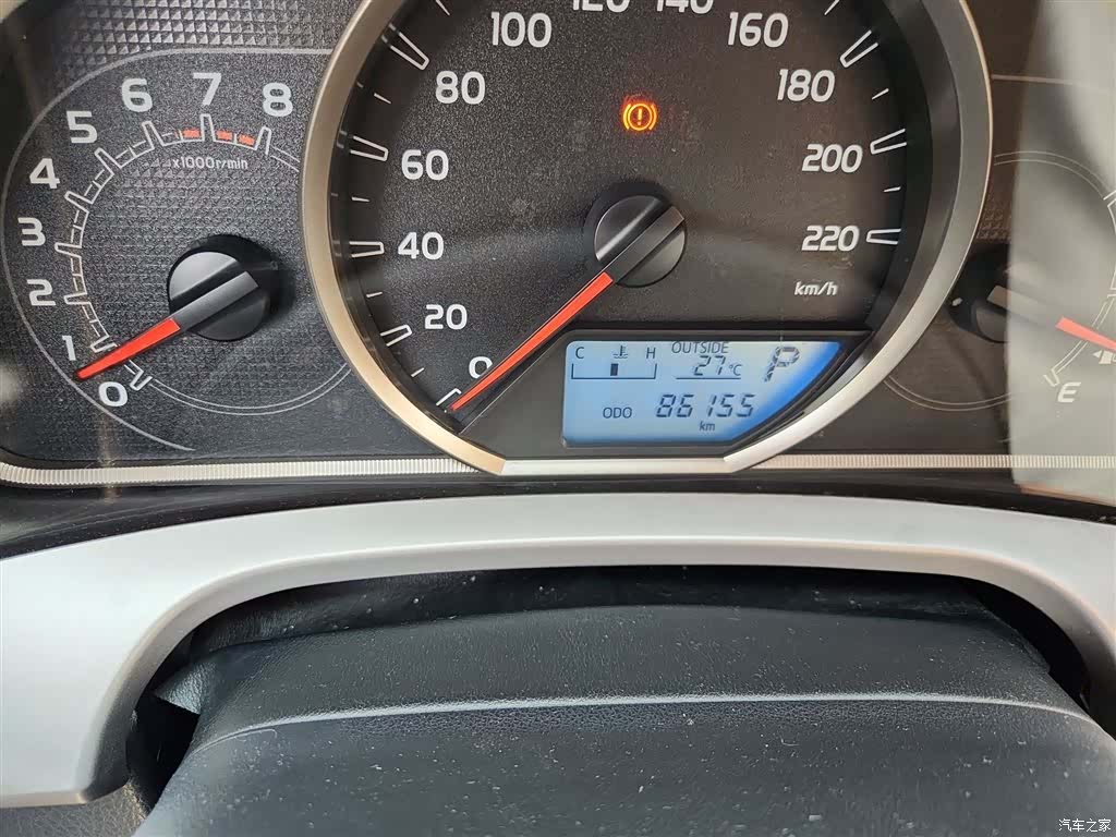 Toyota RAV4, 2018 все фото
