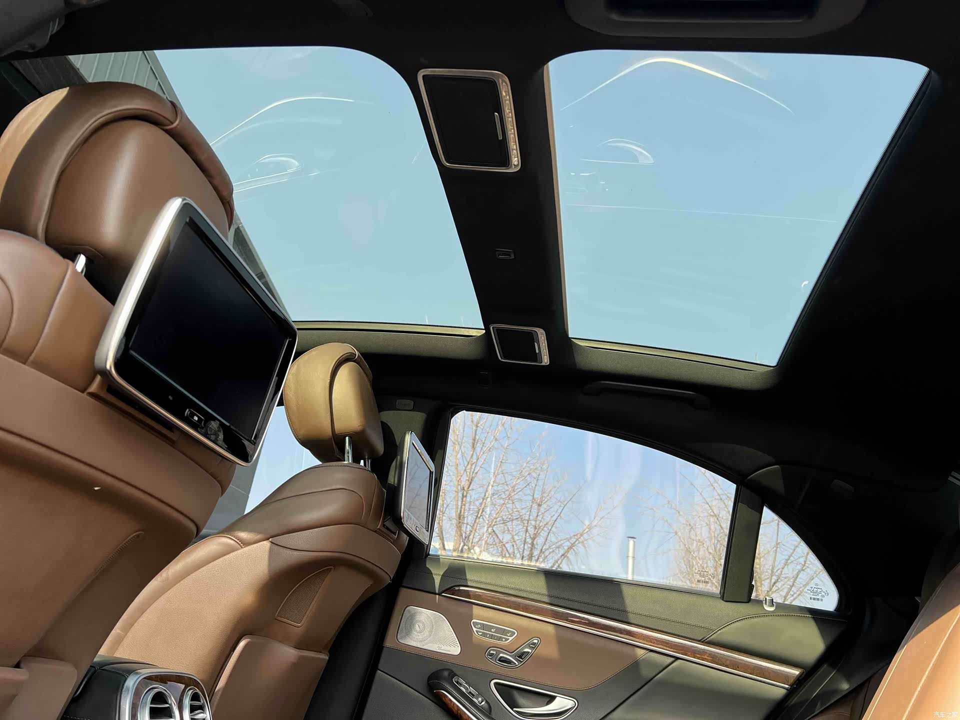 Mercedes-Benz S-Class, 2015 18
