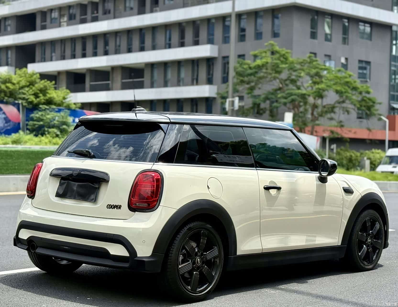 Mini Cooper, 2023 8