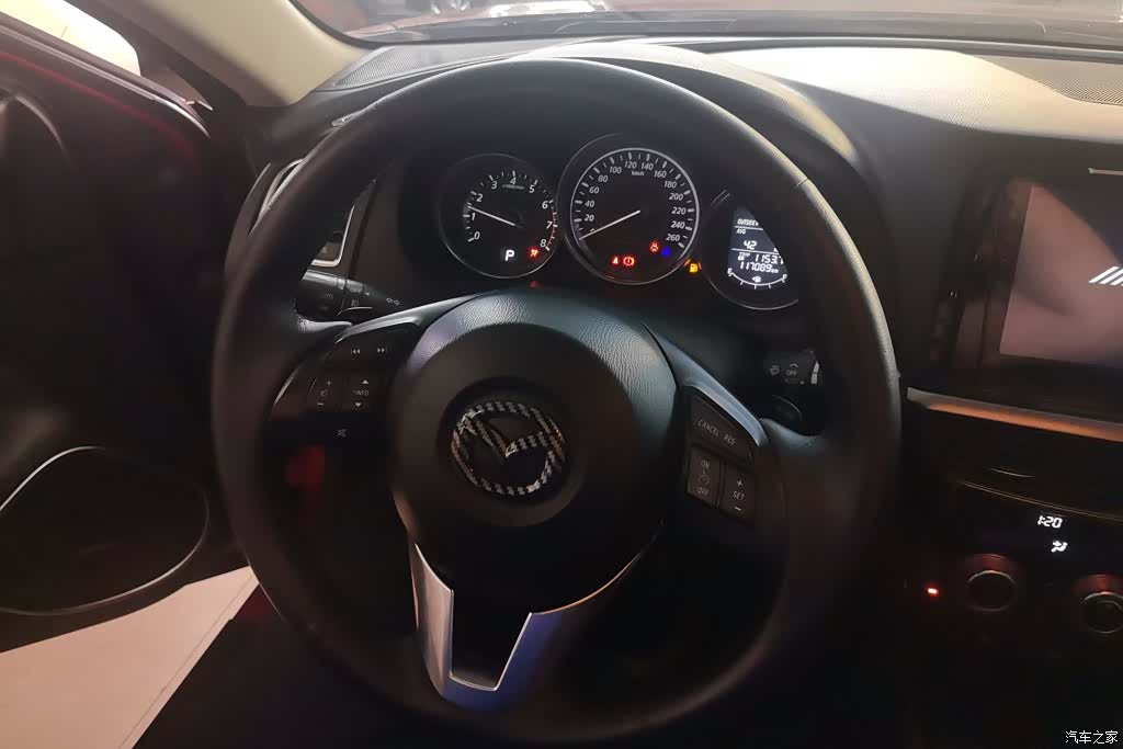 Mazda Atenza, 2015 15
