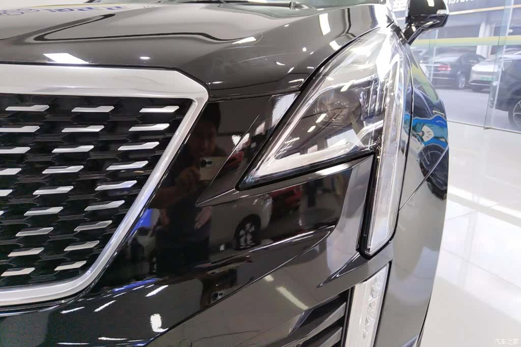 Cadillac XT5, 2022 все фото