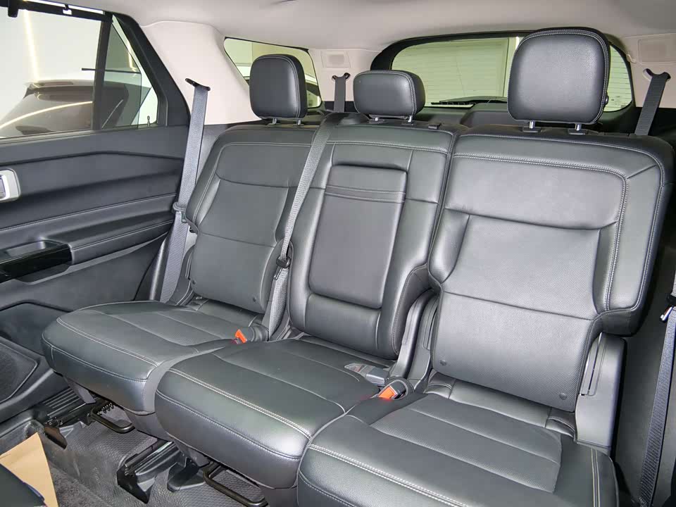 Ford Explorer Ford Explorer