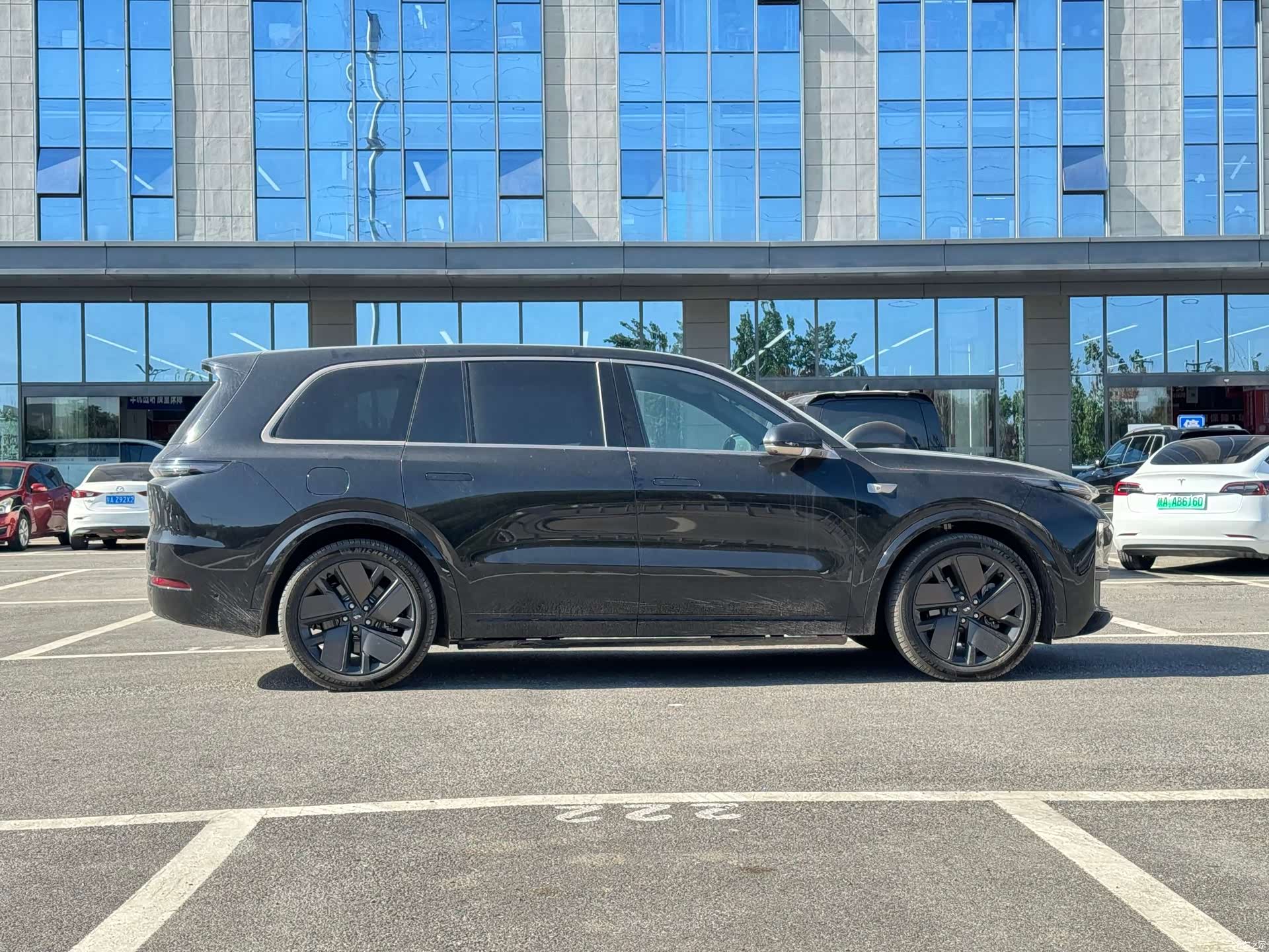 Li Auto L9, 2025 все фото