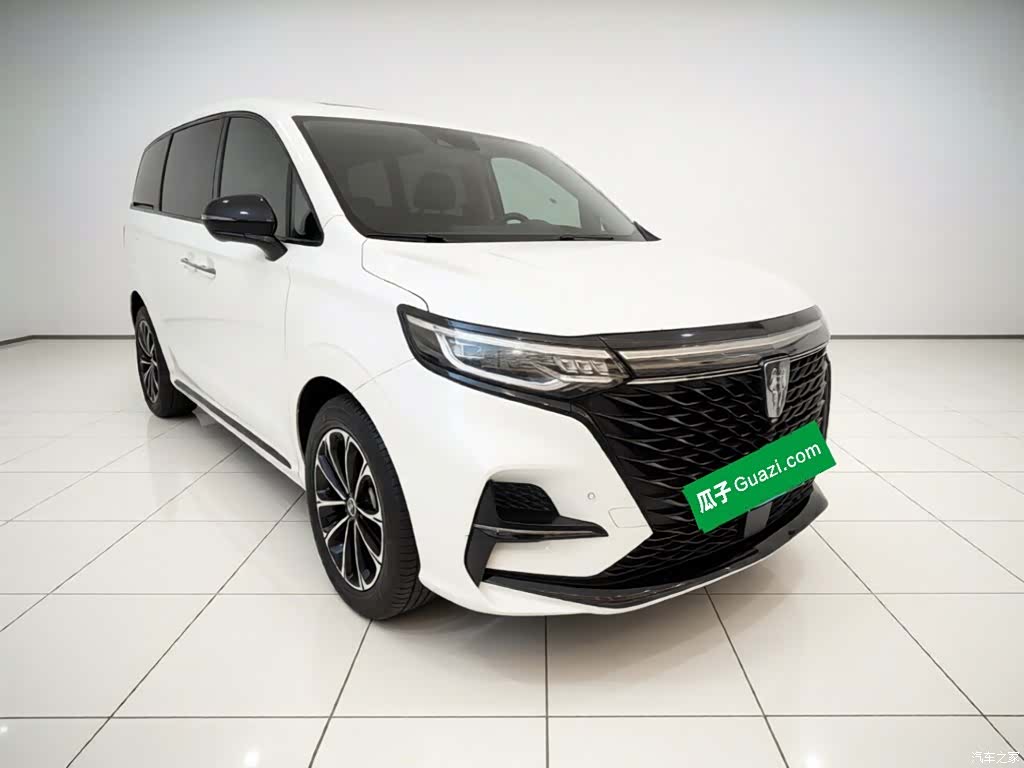 Roewe iMAX8, 2022 8