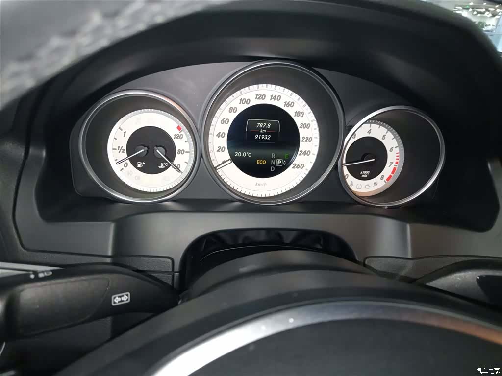 Mercedes-Benz E-Class, 2015 12