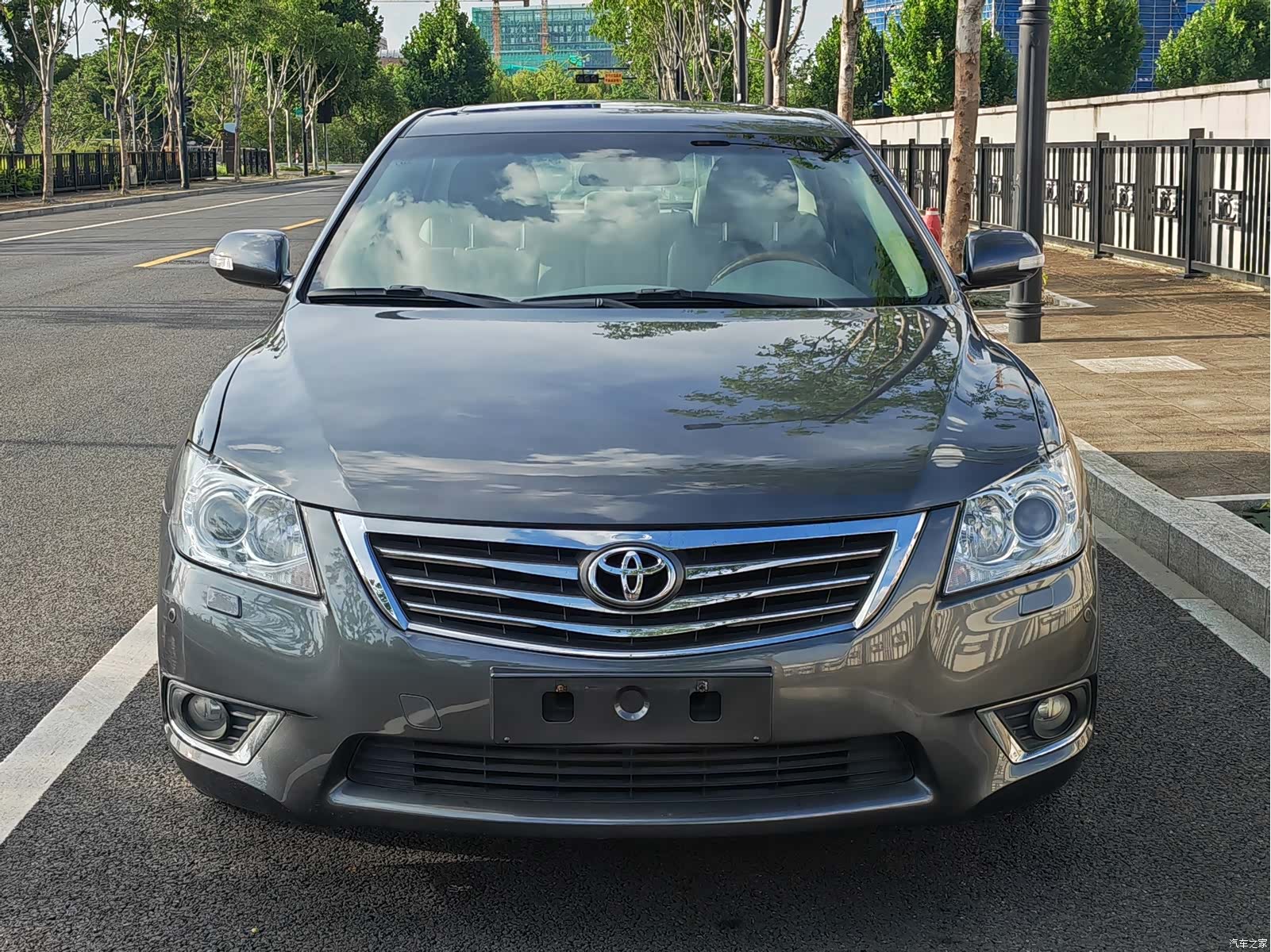 Toyota Camry, 2009 1