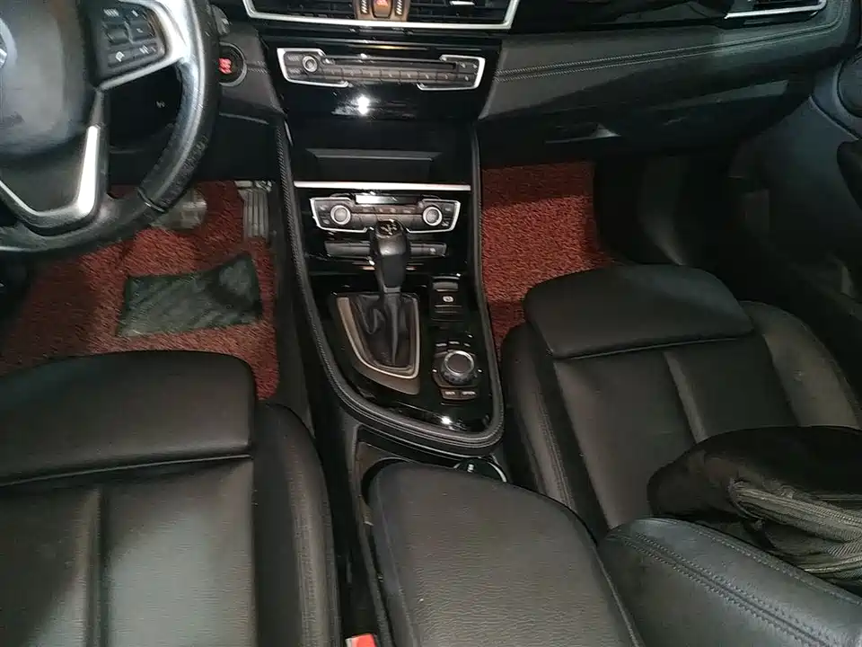 BMW 2 series station wagon