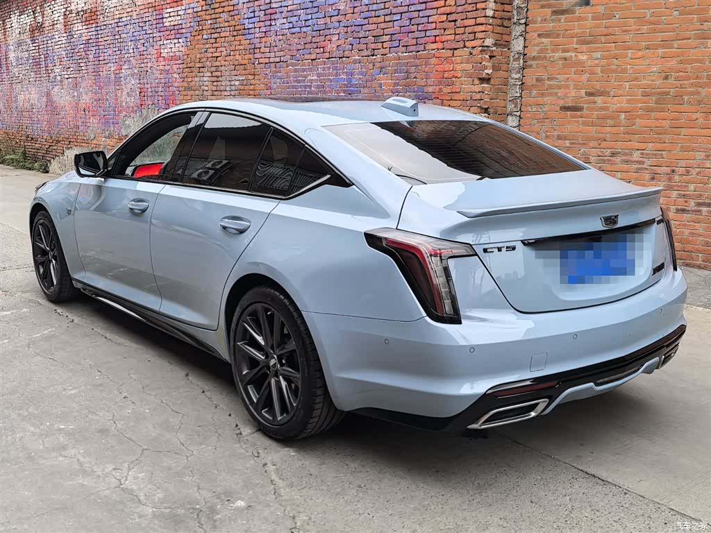 Cadillac CT5, 2025 все фото