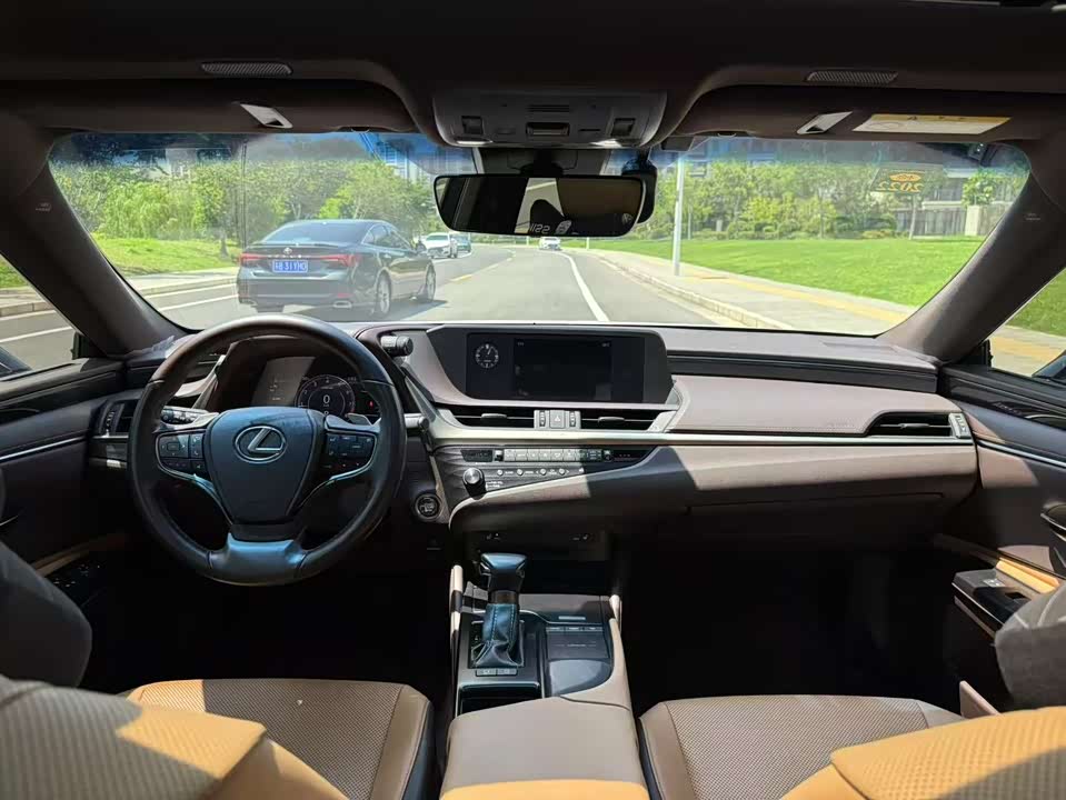 Lexus ES Lexus ES