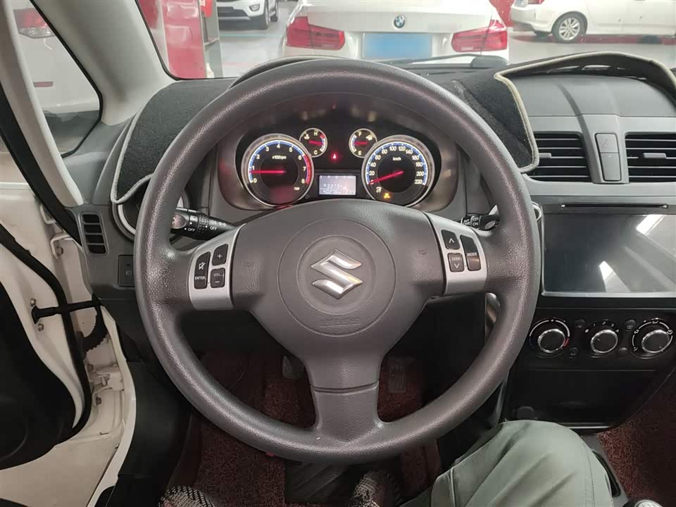 Suzuki Tianyu SX4