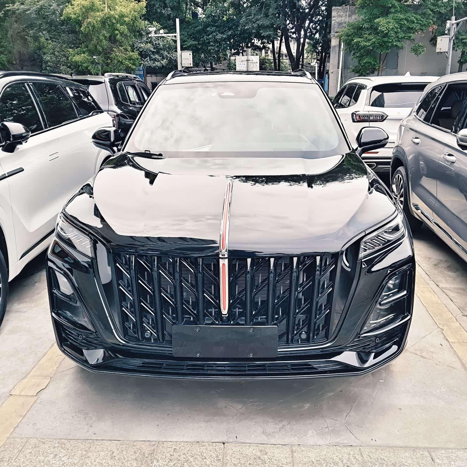 Hongqi HS5, 2025 2