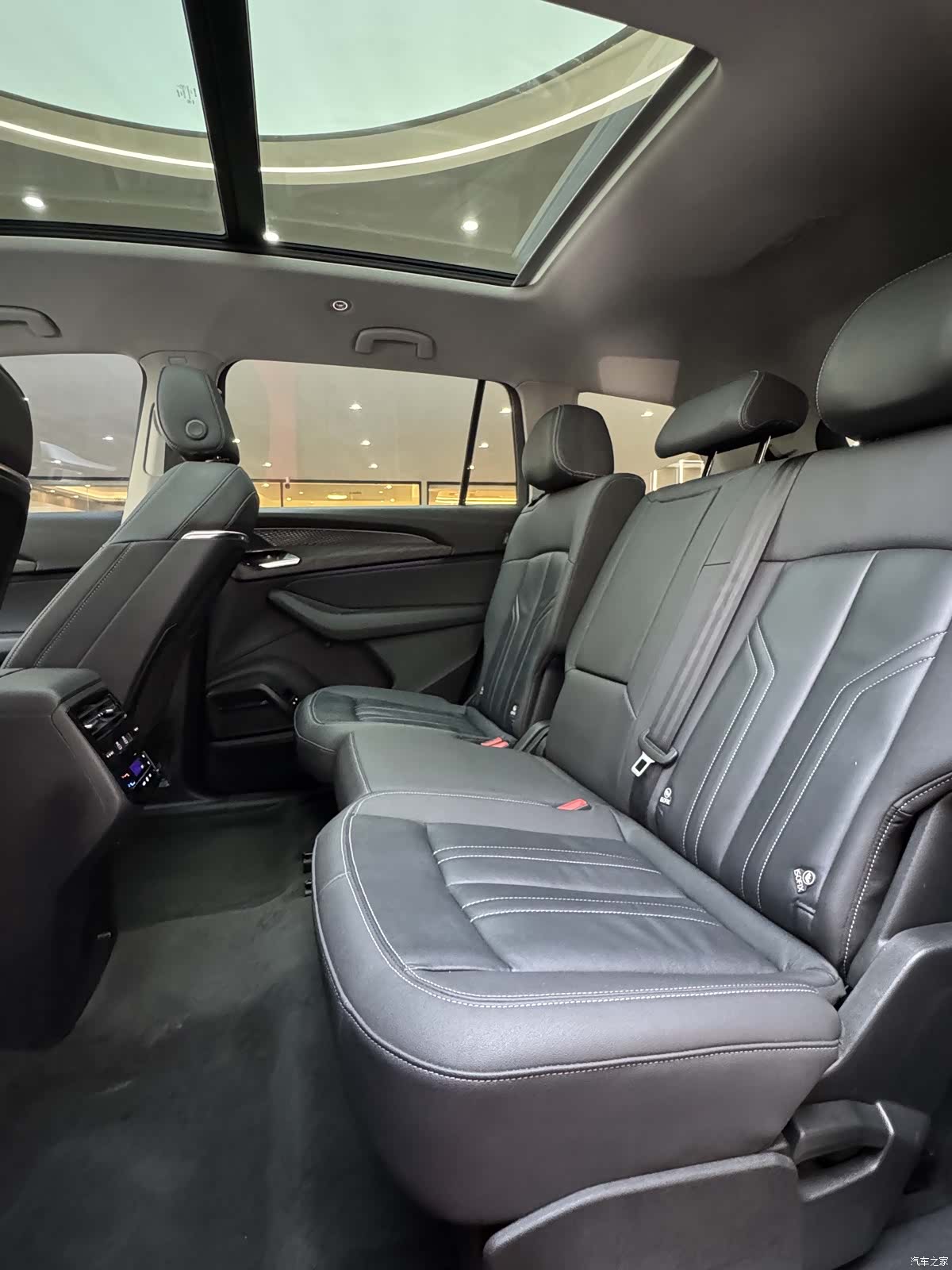 Audi Q6, 2023 14