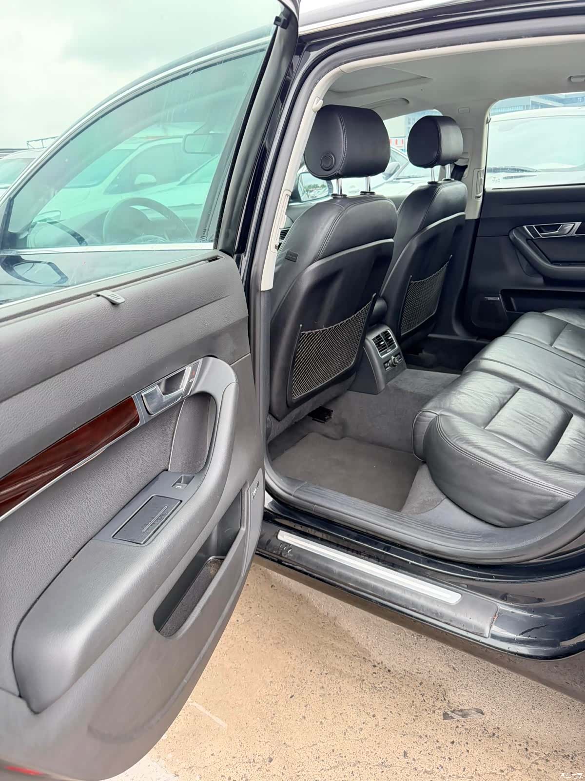 Audi A6L, 2012 9