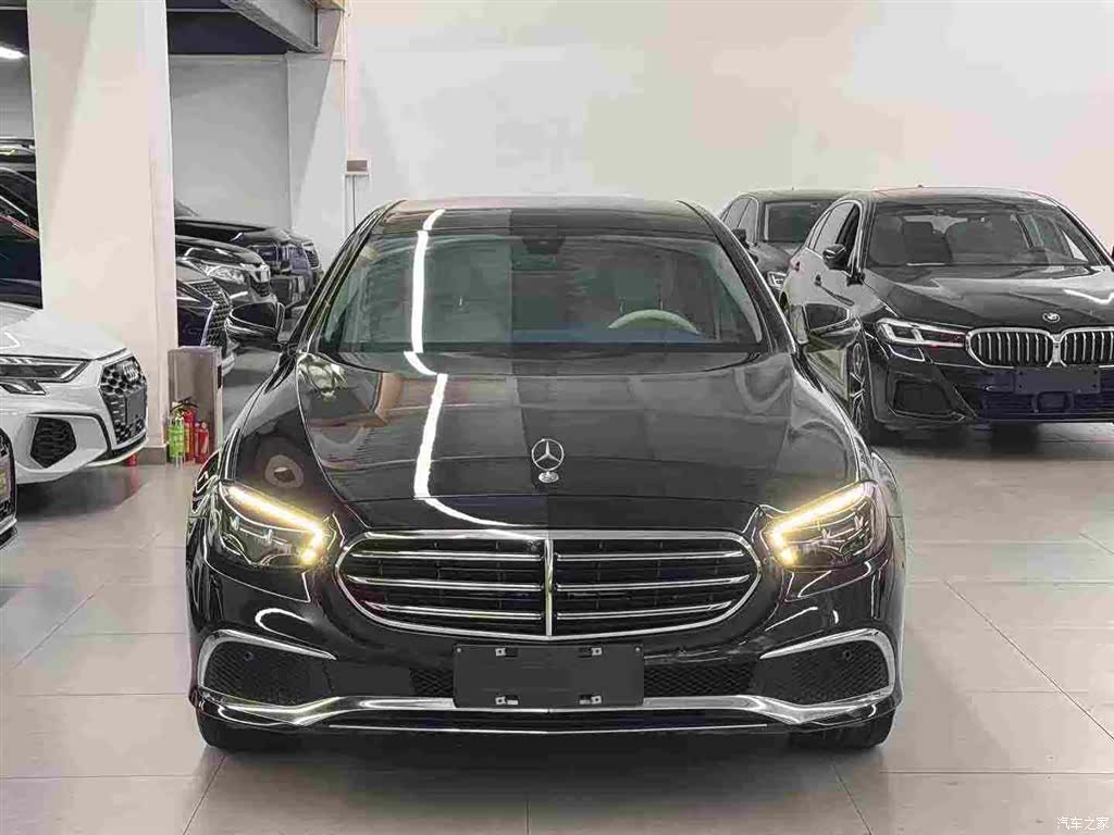 Mercedes-Benz E-Class, 2021 3