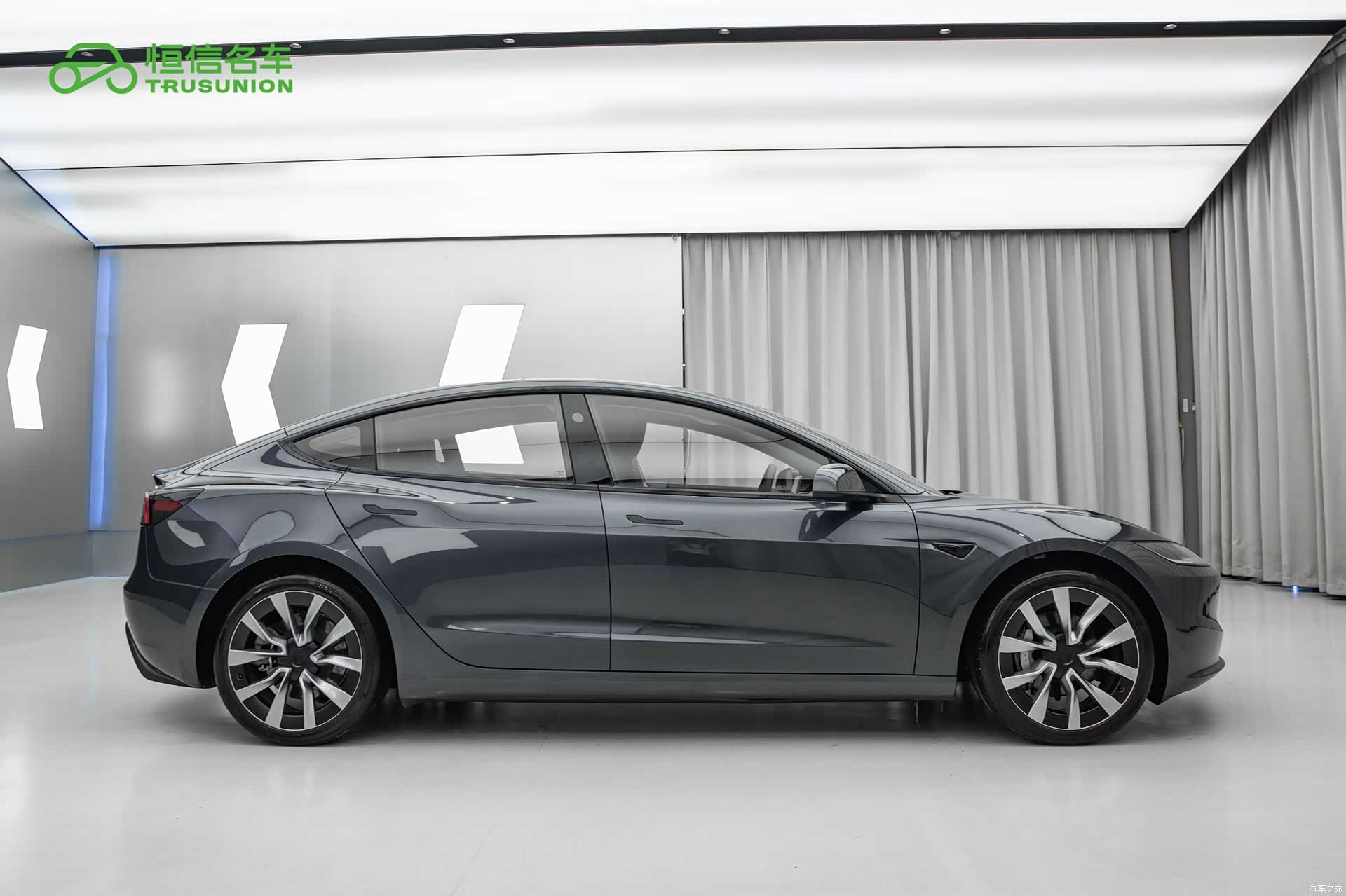 Tesla Model 3, 2024 7