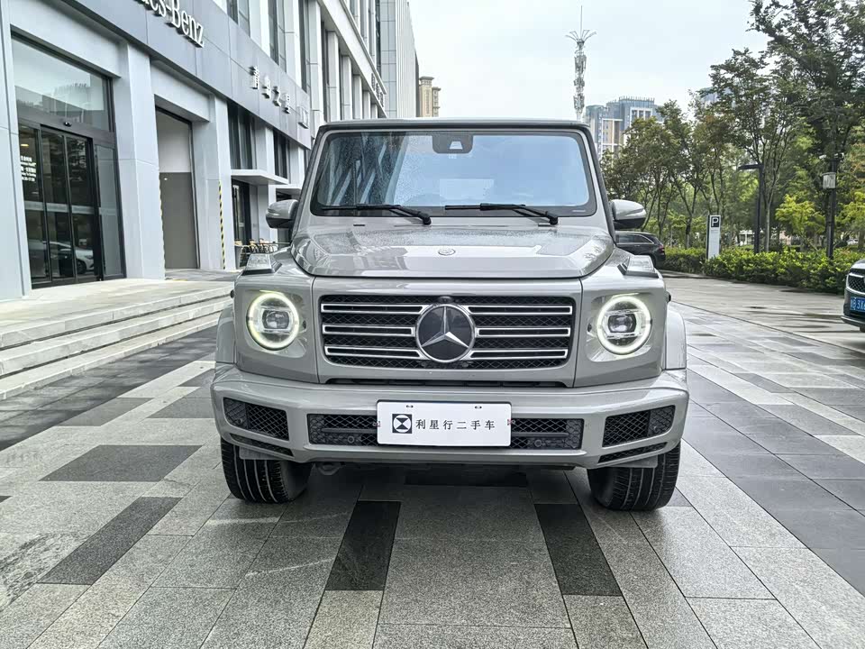 Mercedes-Benz G-class