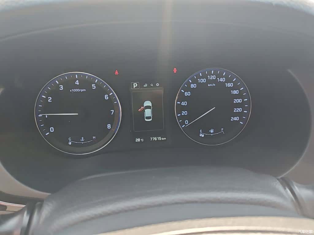 Hyundai DLX, 2016 12