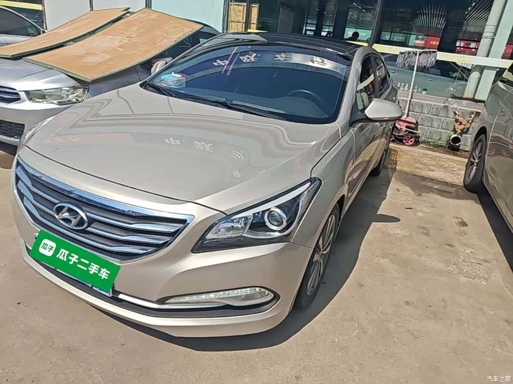 Hyundai DLX, 2016 1